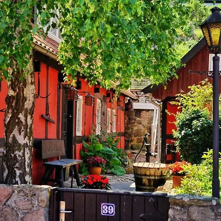 4 Person Holiday In * Gudhjem